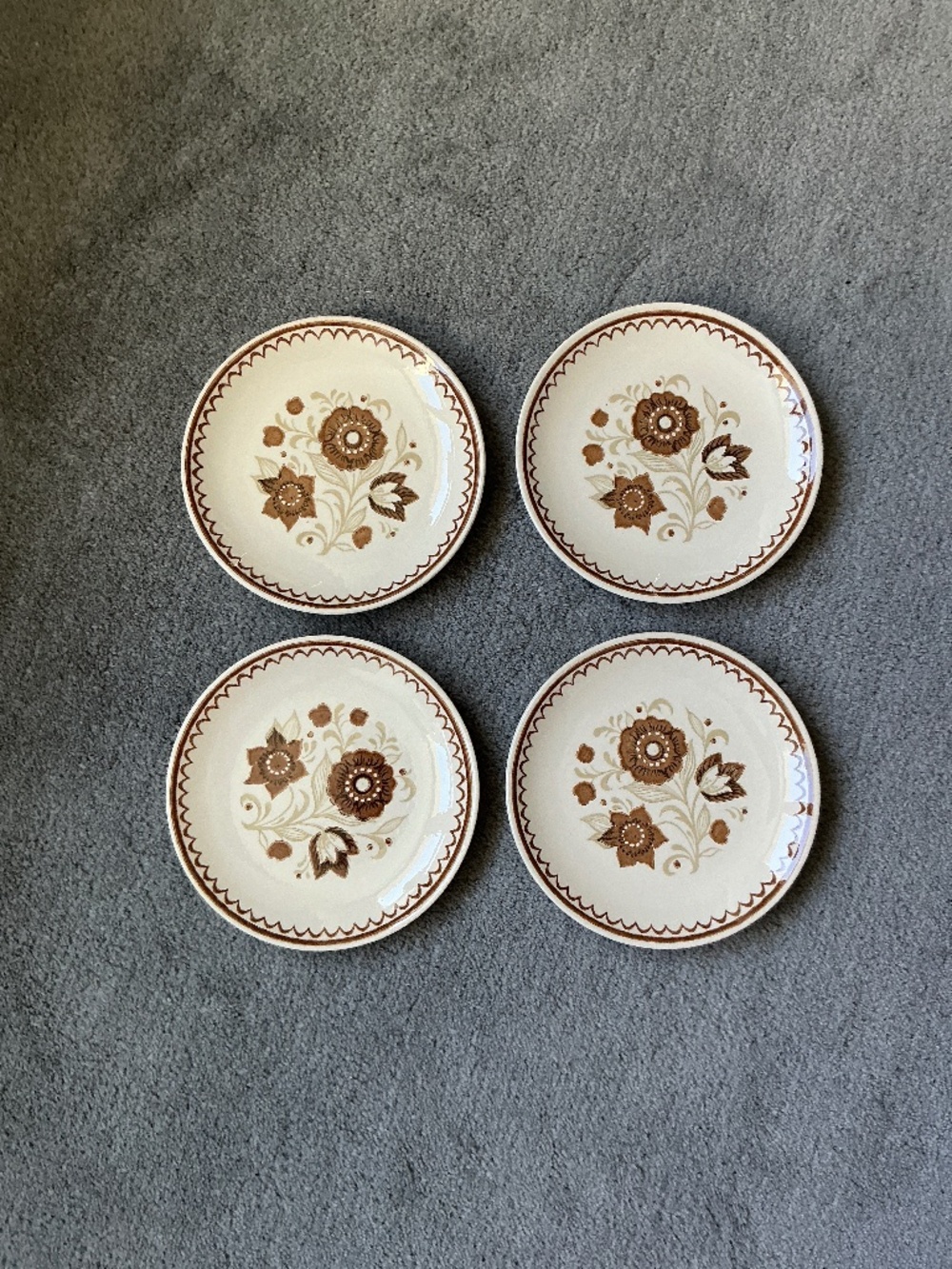 Vintage Royal China Cavalier Ironstone bread plates in ‘Nutmeg’ pattern, set of